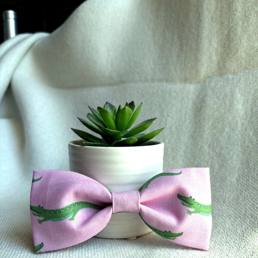 Pink Alligator Bow/ Bowtie