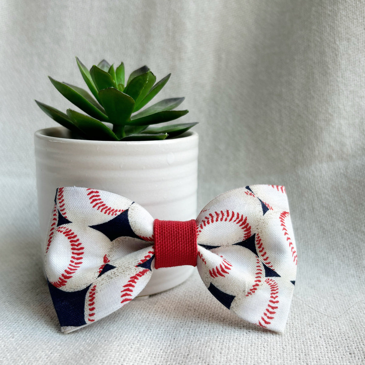 Home Run Bow/ Bowtie