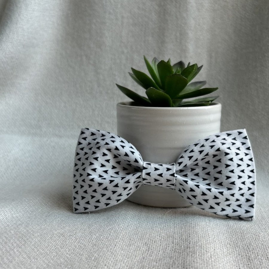 Blue Arrow Bow/ Bowtie